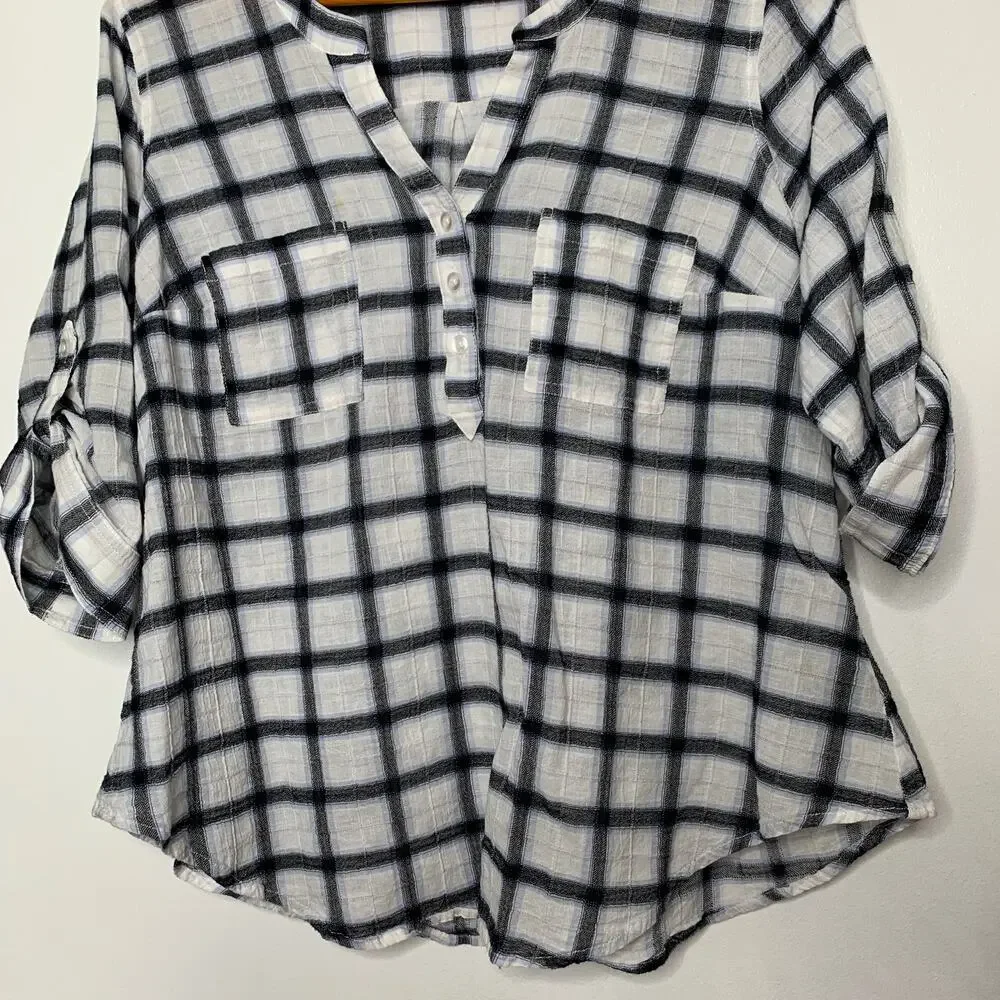 3/$20 Torrid women's plus size white plaid Harper three quarter sleeve top 0X - Picture 4 of 9